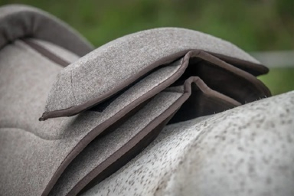 Equitex Balancing Riding Pad Accademico